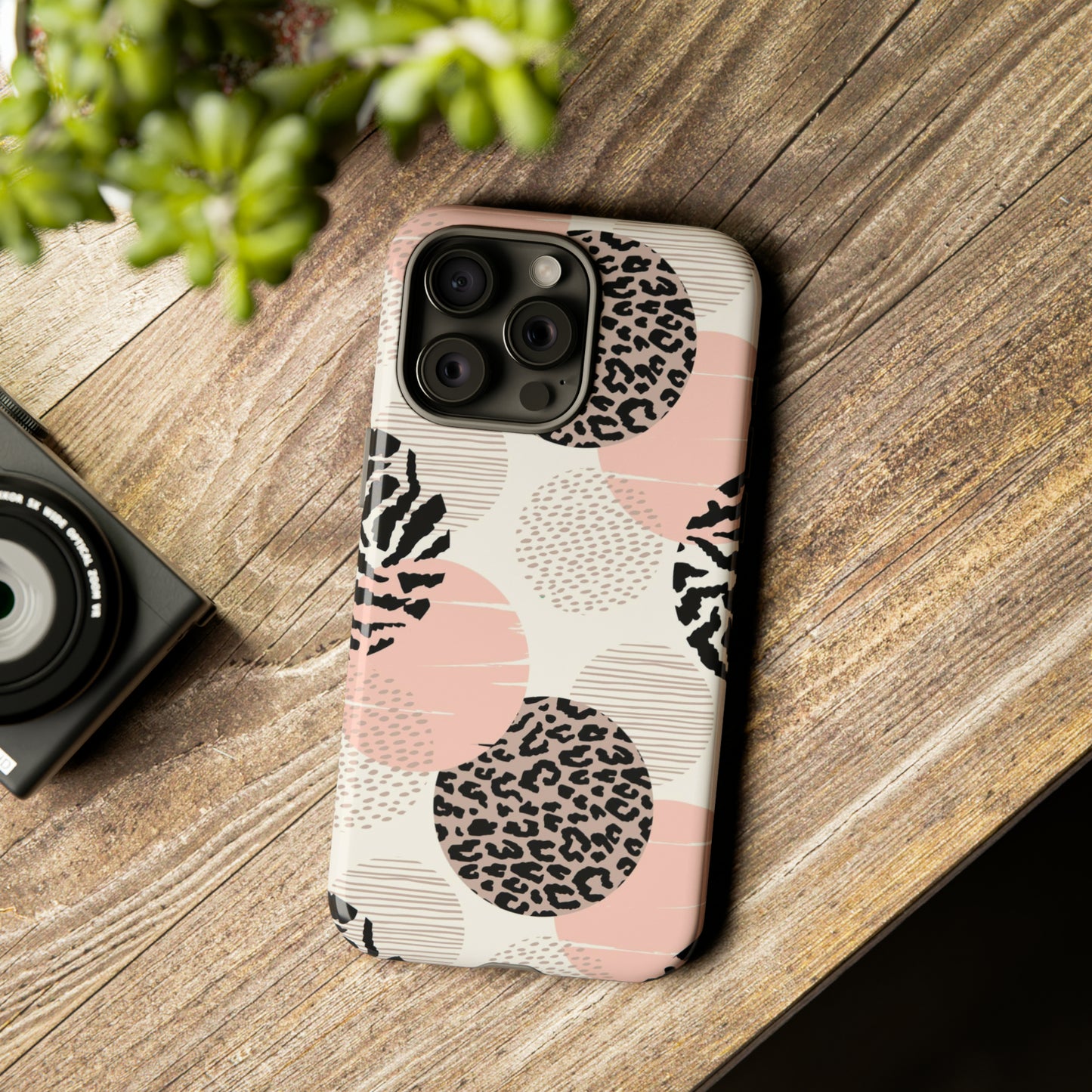 iPhone 15 Series Animal Circles / Tough Case